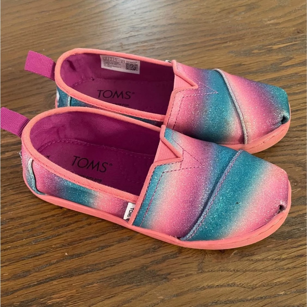 Toms Kids' Pink and Teal Gradient Moccasins
